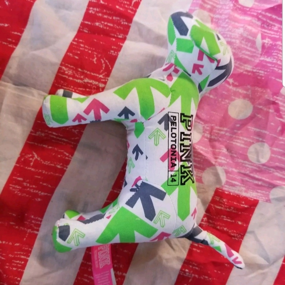 Victorias Secret PINK peletonia